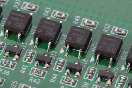 フォト-mosfet-リレー - フォト-mosfet-リレーToward Relays によって製造されており、さまざまな仕様と異なるものが利用可能ですパッケージ種類